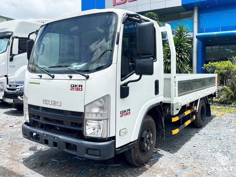 Xe Tải Isuzu QLR77FE5 1.9 Tấn Thùng Lửng