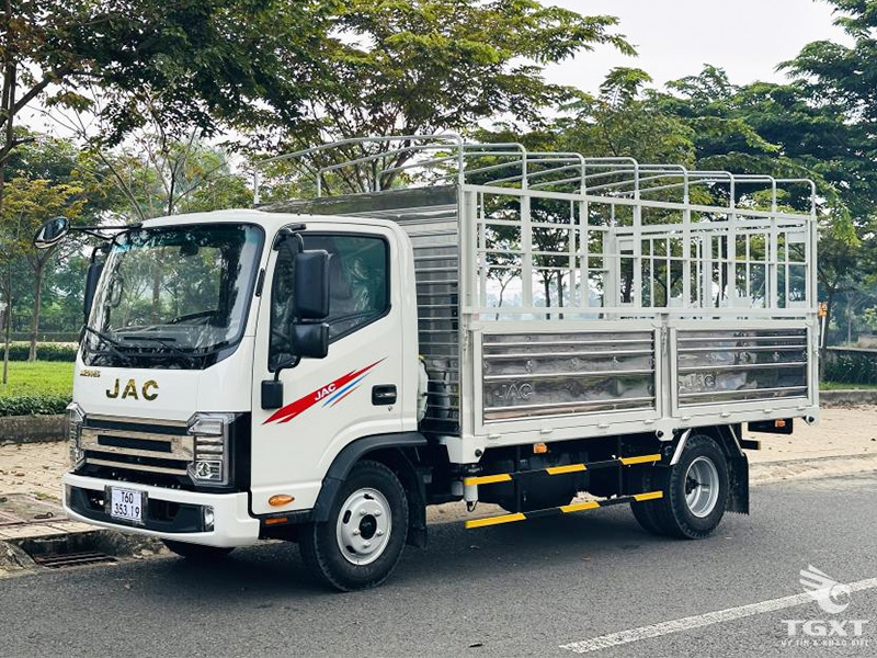 Giá Xe Tải Jac N200S E5 Thùng Bạt Tải Trọng 1.9 Tấn