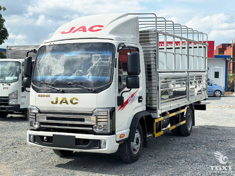 Giá Xe Tải Jac N250S Pro E5 Thùng Bạt Tải Trọng 2.5 Tấn