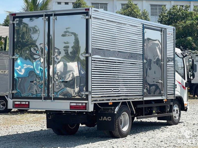 Giá Xe Tải Jac N350S Pro E5 Thùng Kín Tải Trọng 3.5 Tấn