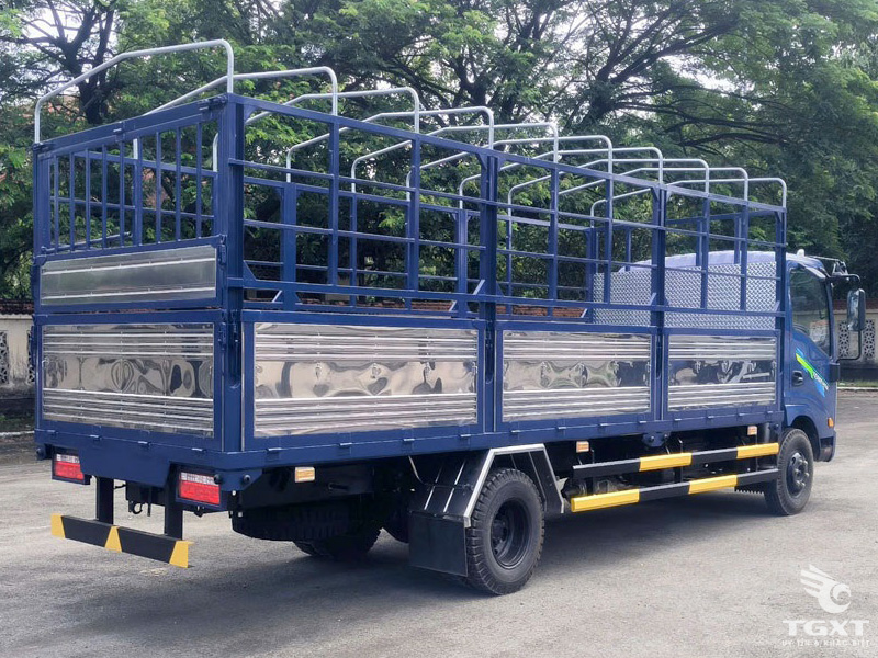 Giá Xe Tải Teraco Tera 245SL E5 2.5 Tấn Thùng Bạt Dài 6m2