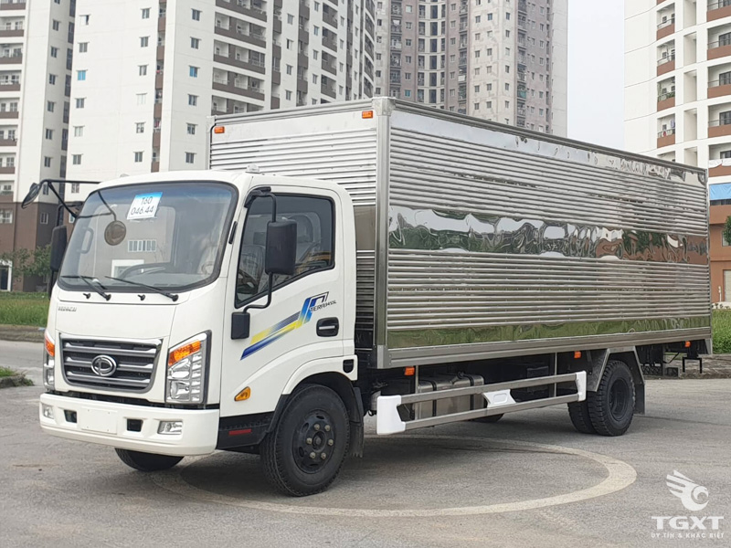 Giá Xe Tải Teraco Tera 345SL E5 3.5 Tấn Thùng Kín Dài 6m2