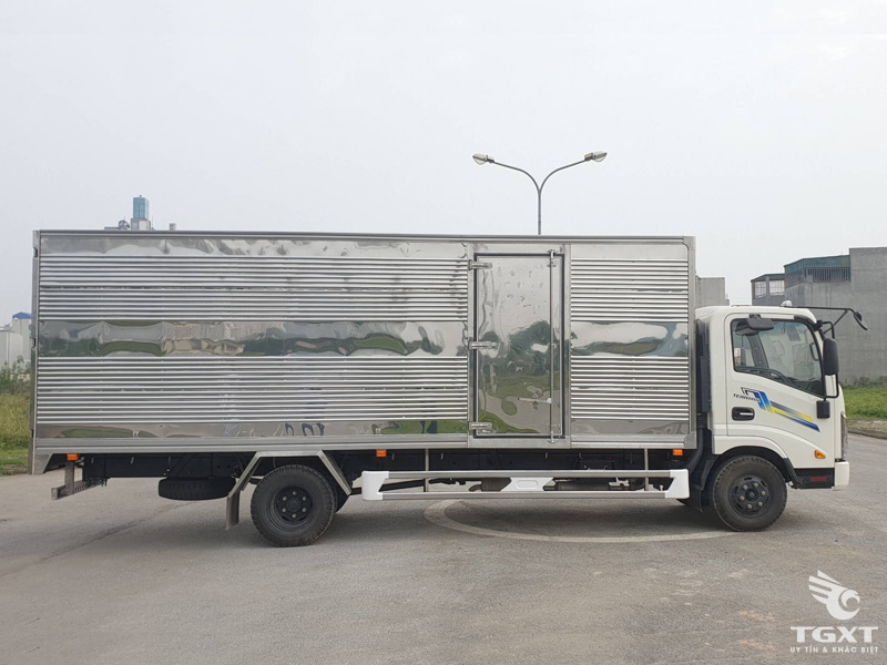 Giá Xe Tải Teraco Tera 345SL E5 3.5 Tấn Thùng Kín Dài 6m2