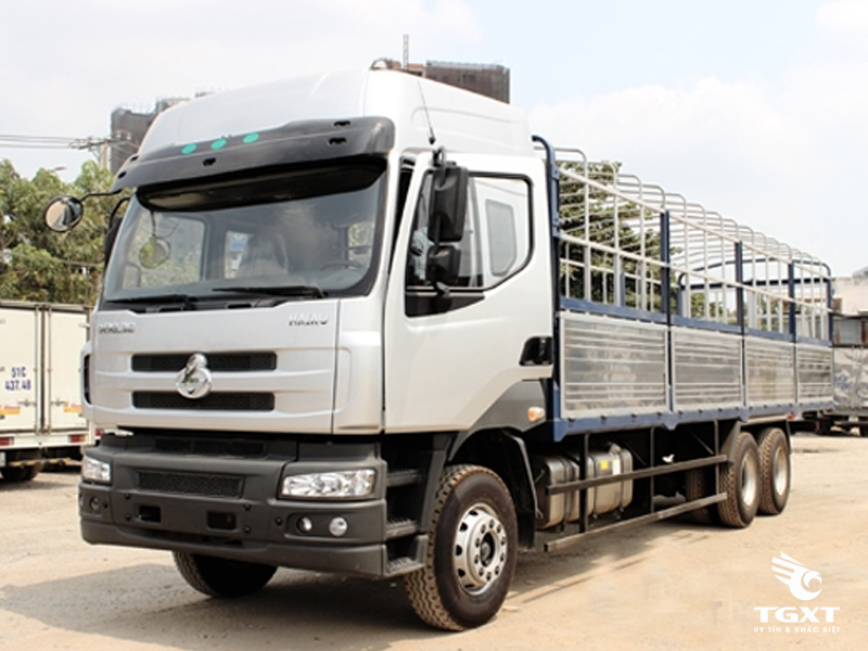 Xe Tải ChengLong LZ1311 Thùng Bạt Inox 17T9