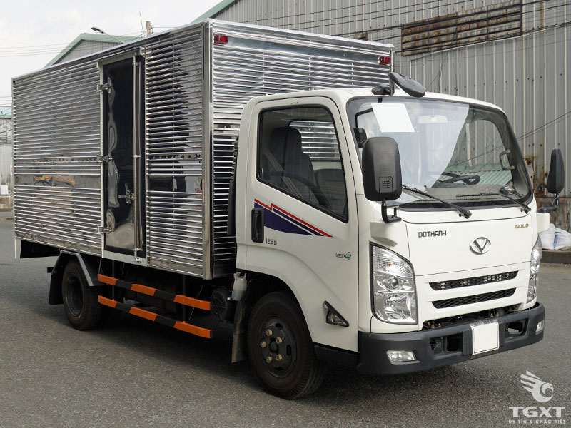 Xe Tải Đô Thành IZ65 Gold 2 Tấn Thùng Kín