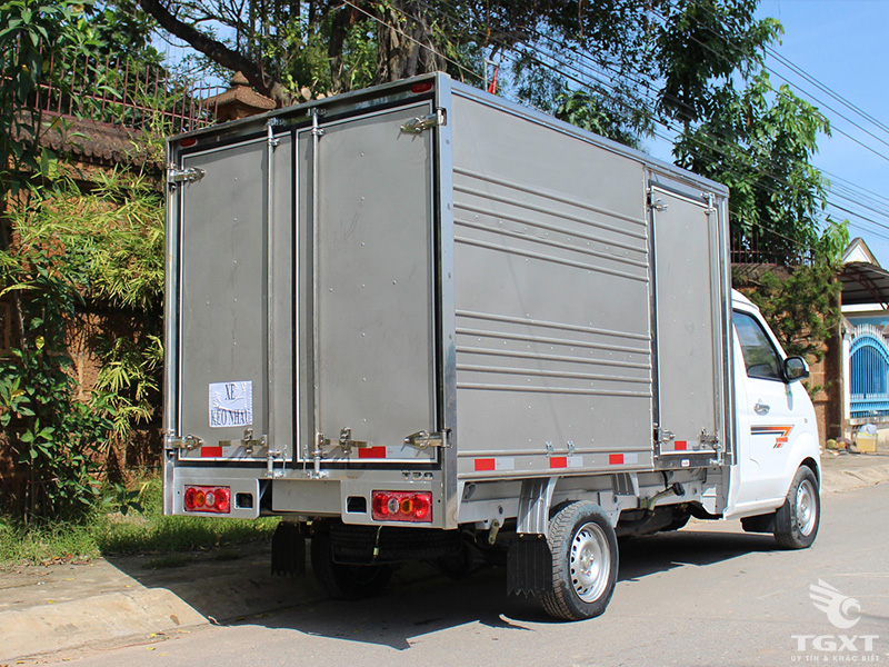 Xe Tải Dongben T30 990Kg Thùng Kín