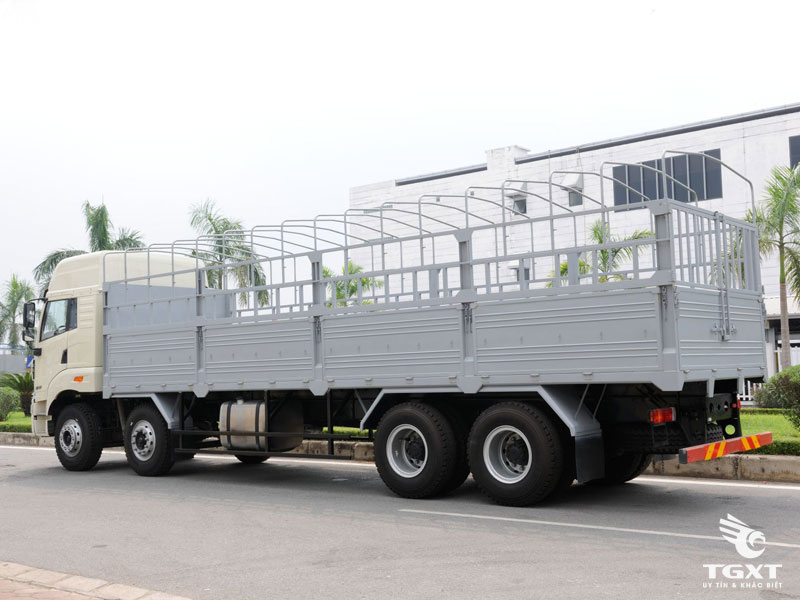 Xe Tải Faw Thùng Mui Bạt 17T9 4 Chân