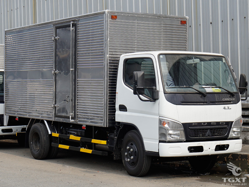 xe-tai-fuso-canter-1t9-thung-kin-h3
