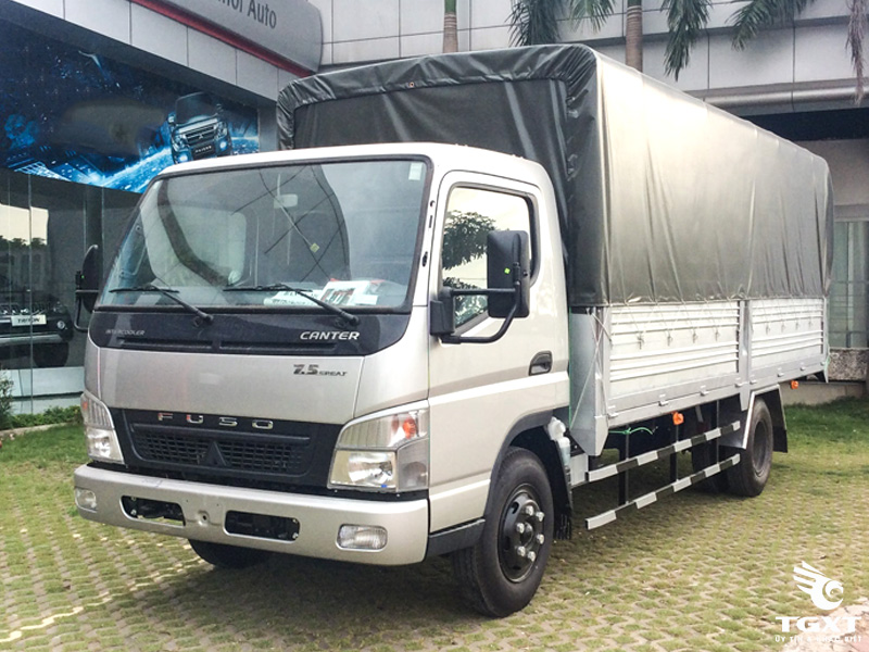 Xe Tải Fuso Canter 7.5Great 4 Tấn Thùng Bạt