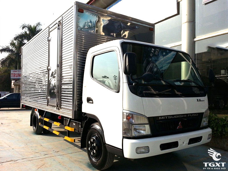 Xe Tải Fuso Canter 7.5Great 4 Tấn Thùng Kín