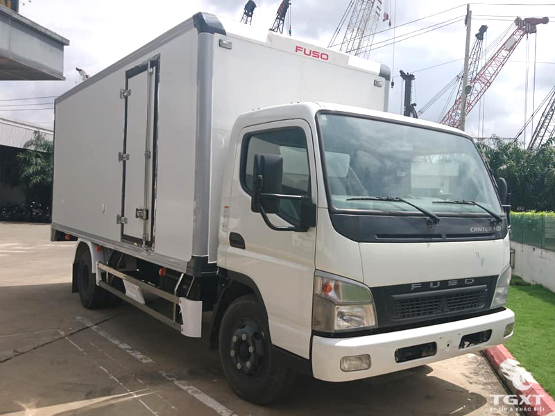 Xe Tải Fuso Canter 8.2HD 5 Tấn Thùng Bảo Ôn