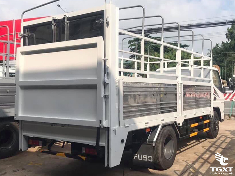 Xe Tải Fuso Canter 4.99 1T9 Thùng Bạt Gắn Bửng Nâng