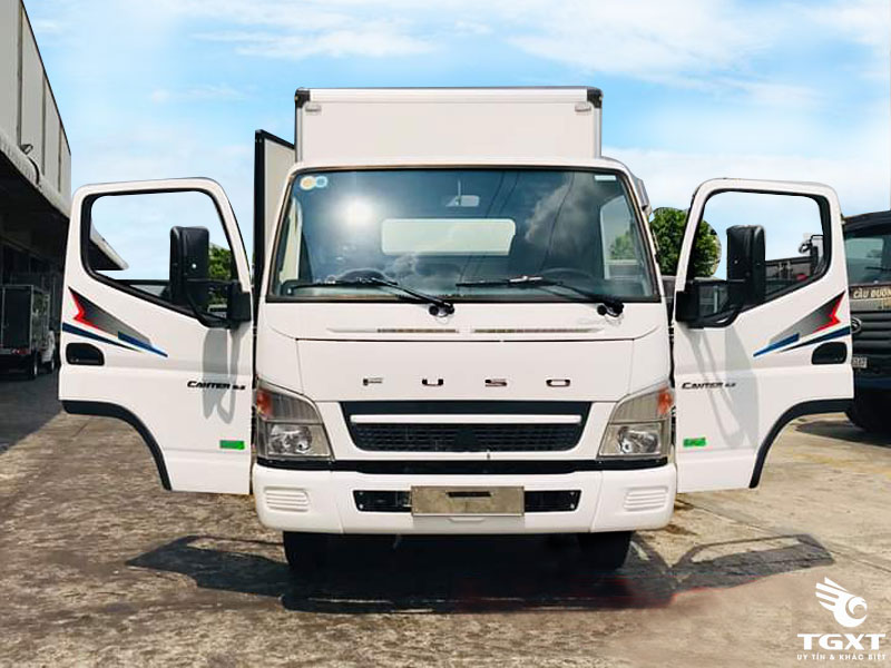 Xe Tải Fuso Canter 6.5 3.5 Tấn Thùng Bảo Ôn