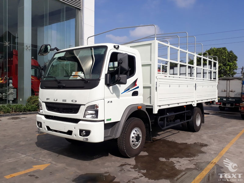 Xe Tải Fuso FA 6 Tấn Thùng Bạt
