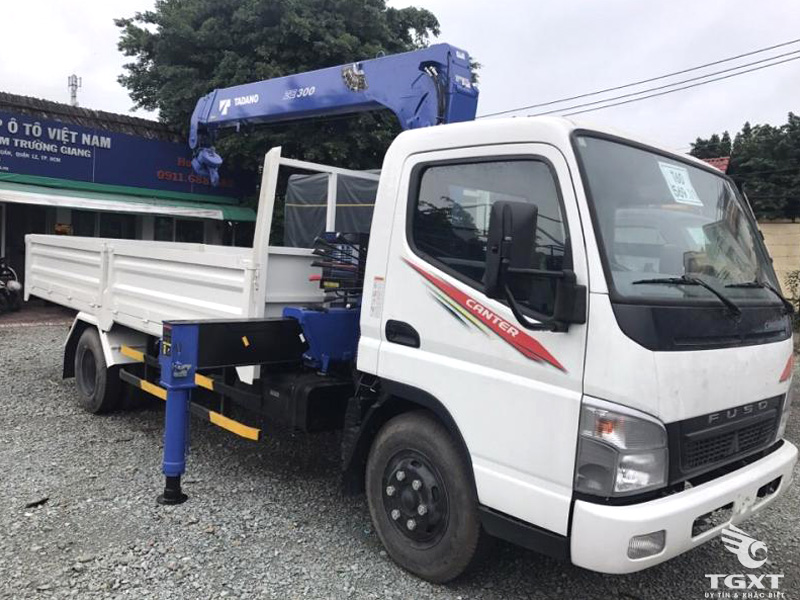 Xe Tải Fuso 4 Tấn Gắn Cẩu Tadano 3 Tấn 4 Khúc