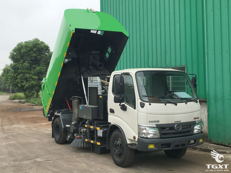 Xe Quét Đường Hút Bụi Hino Dutro 4 Khối - WU342L