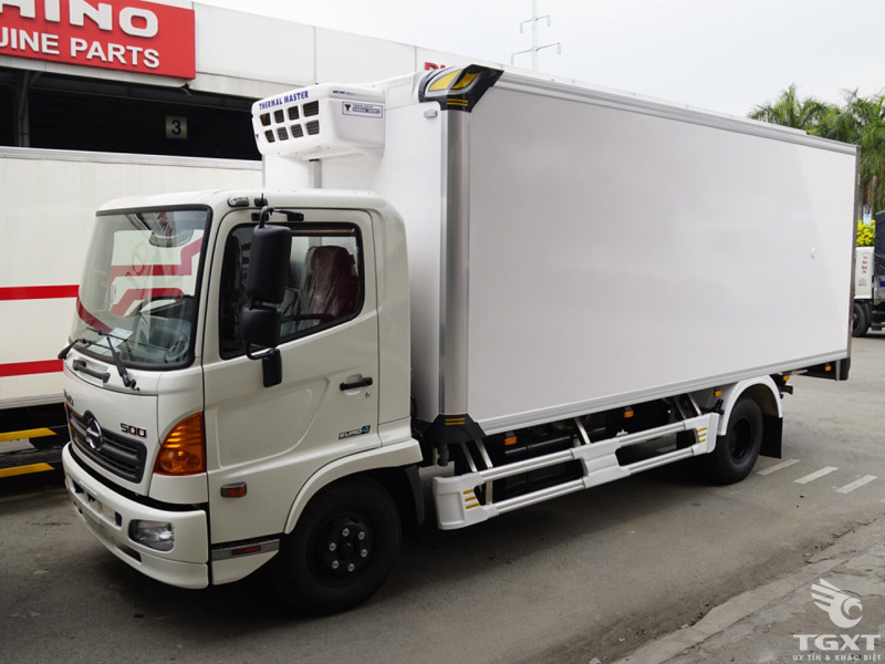 Xe Đông Lạnh Hino FC9JNTC 5.7 Tấn Thùng Dài 7m2