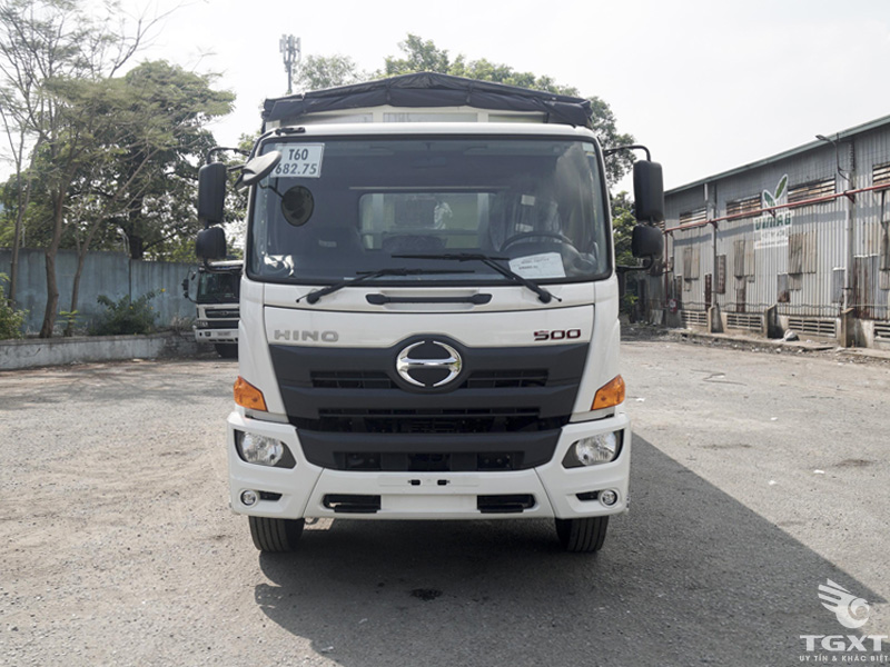 Xe Tải Hino FG8JT8A 8 Tấn Thùng Bạt