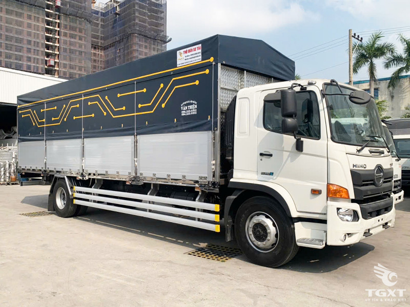 Xe Tải Hino FG8JT8A 8 Tấn Thùng Bạt
