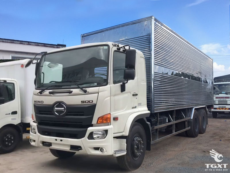 Xe Tải Hino FL8JT8A 15 Tấn Thùng Kín