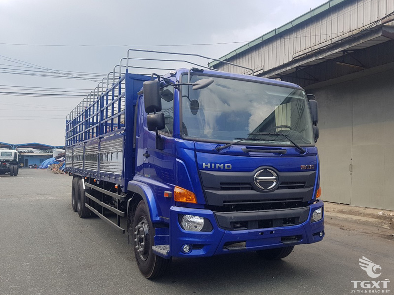 Xe Tải Hino FM8JW8A 15 Tấn Thùng Bạt