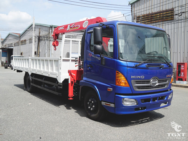 xe-tai-hino-FC9JLTA-6-tan-gan-cau-3-tan-h2