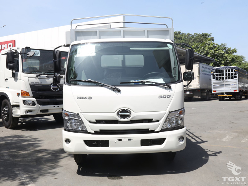 Xe Tải Hino XZU720L Euro 5 3.5 Tấn Thùng Bạt