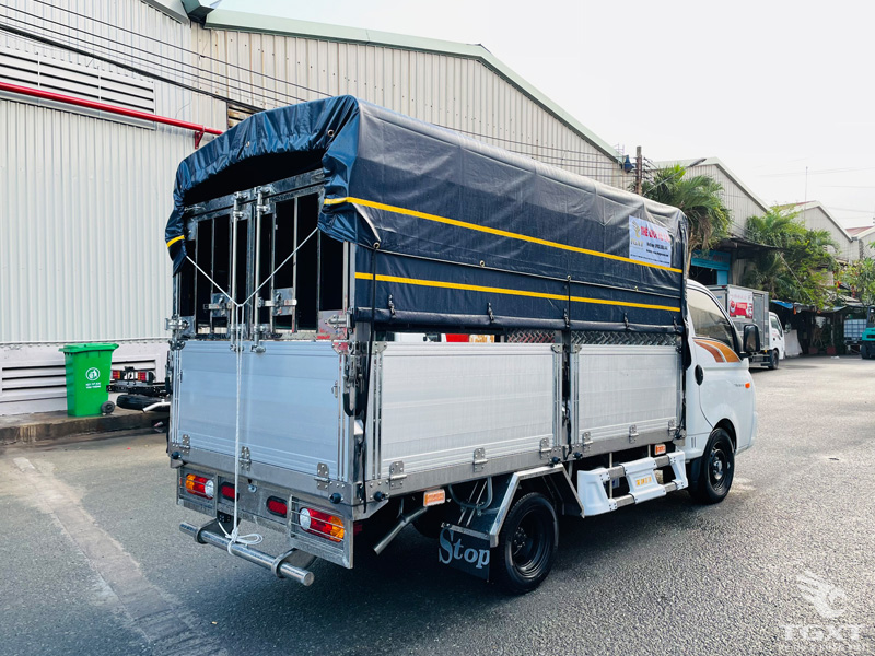 Xe Tải Hyundai New Porter H150 Euro 5 1.5 Tấn Thùng Bạt