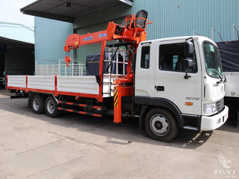 Xe Tải Hyundai HD320 14 Tấn Gắn Cẩu Kanglim KS2056H 7 Tấn 6 Khúc