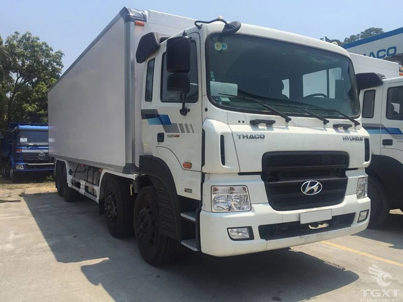 Xe Tải Hyundai HD320 18 Tấn Thùng Bảo Ôn