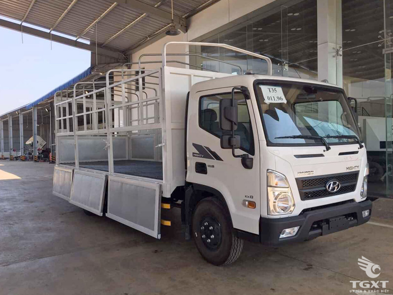 Xe Tải Hyundai Mighty EX8L 7 Tấn Thùng Bạt