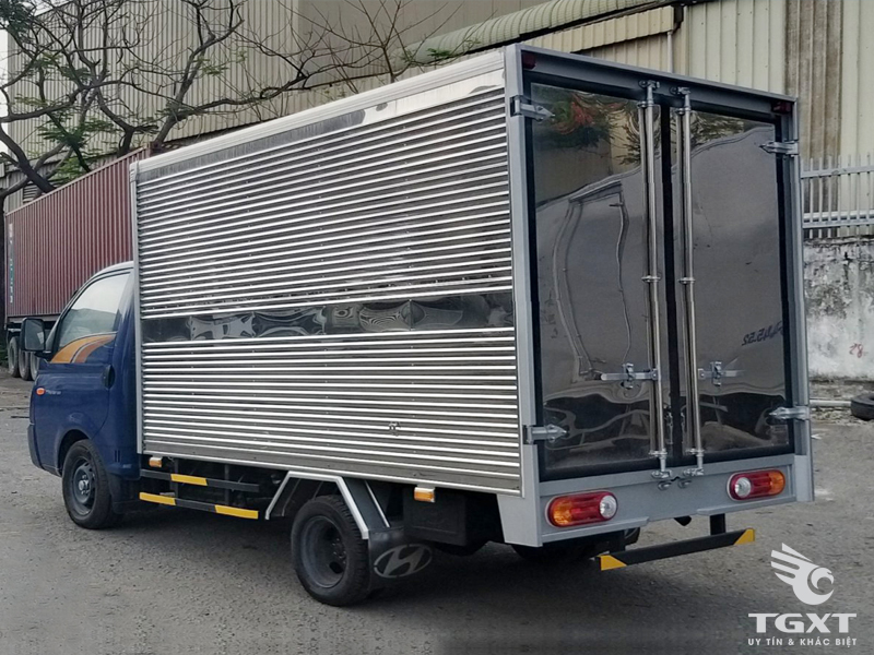 Xe Tải Hyundai New Porter H150 1.5 Tấn Thùng Kín