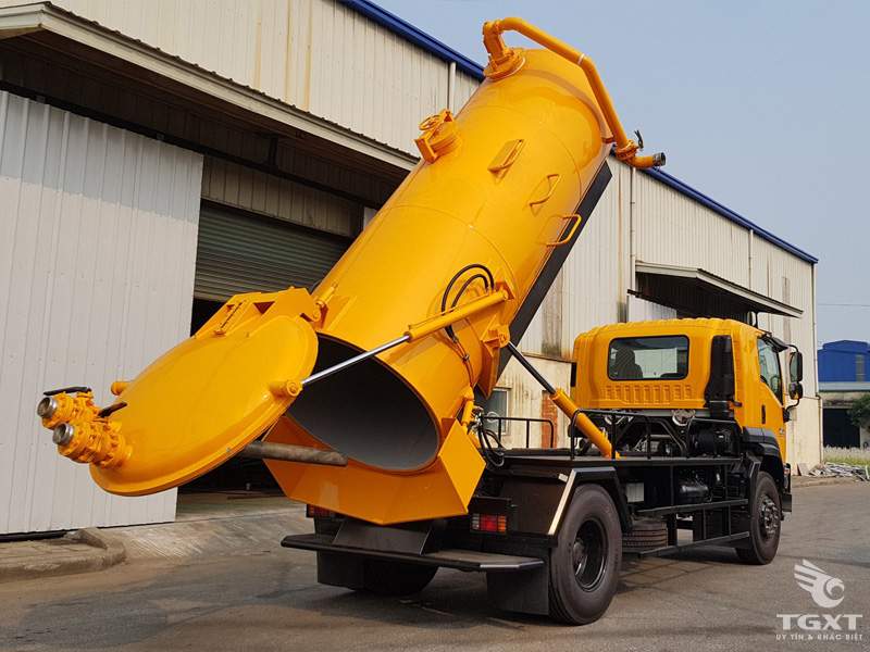 Xe Hút Chất Thải Isuzu FVR34LE4 6.5 Khối