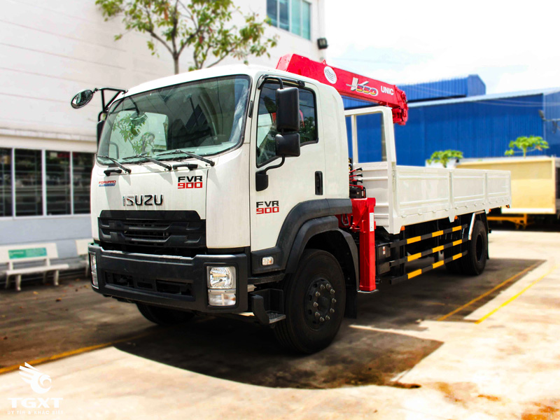 Xe Tải Isuzu 6T4 FVR34Q Gắn Cẩu Unic 5 Tấn 4 Khúc