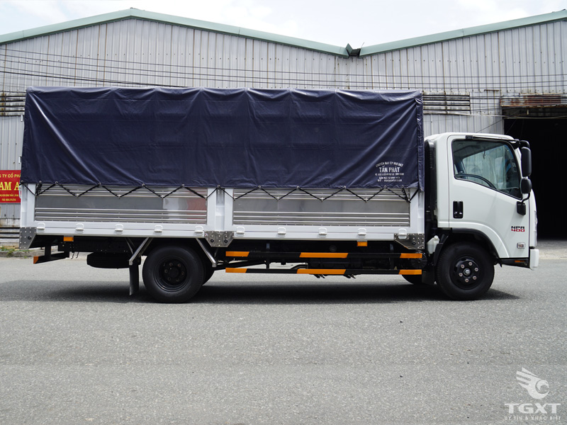 Xe Tải Isuzu 3T5 Thùng Bạt Bửng Nâng - NPR400