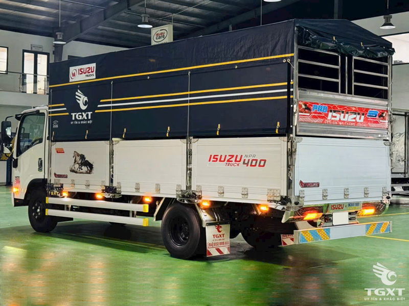 Xe Tải Isuzu NPR85KE5 3.5 Tấn Thùng Bạt