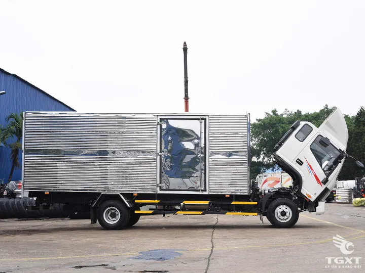 Giá Xe Tải Jac N750 Plus E5A Thùng Kín Tải Trọng 7.5 Tấn