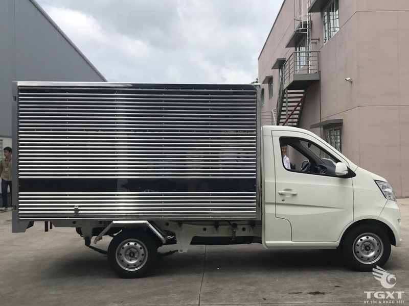 Xe Tải Teraco Tera 100 990Kg Thùng Kín