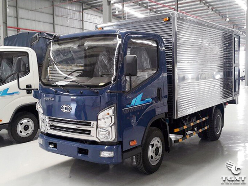 Xe Tải Teraco Tera240S 2.5 Tấn Thùng Kín