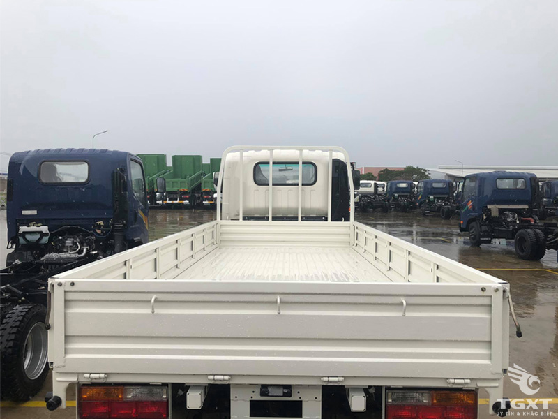 Giá Xe Tải Teraco Tera 245SL E5 2.5 Tấn Thùng Lửng Dài 6m2