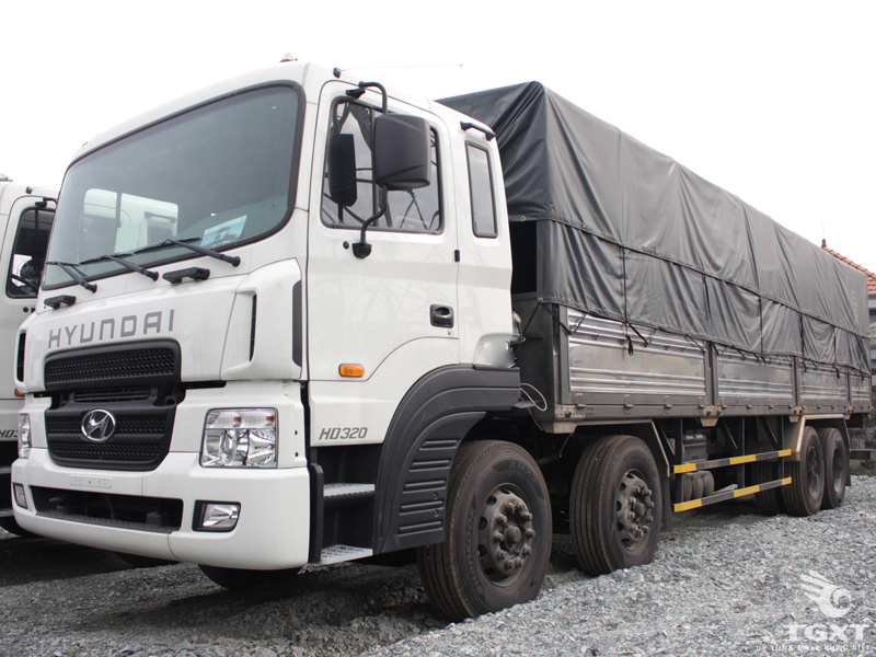 Xe Tải Hyundai HD320 18 Tấn Thùng Bạt