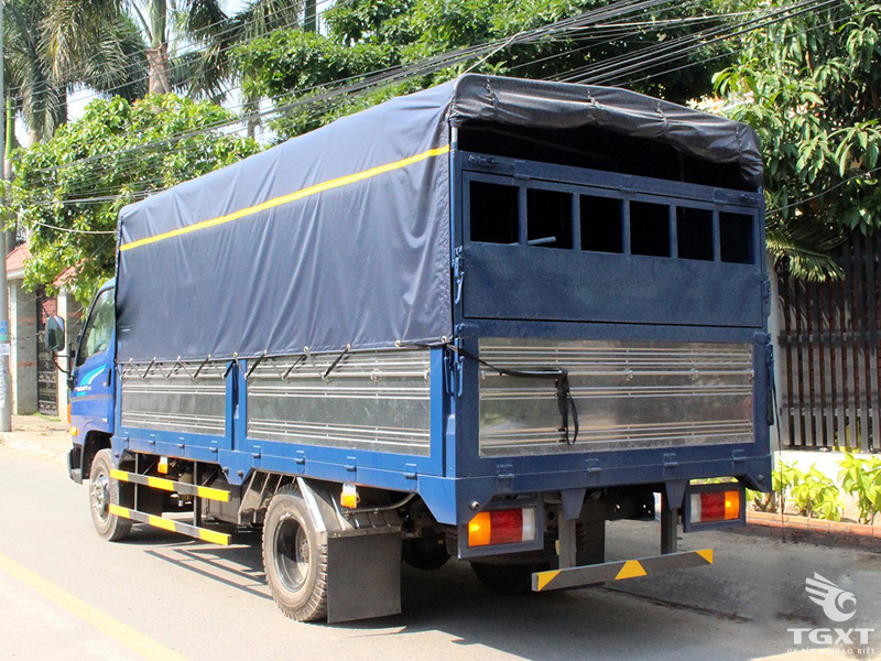 Xe Tải Hyundai New Mighty 110S 7 Tấn Thùng Bạt