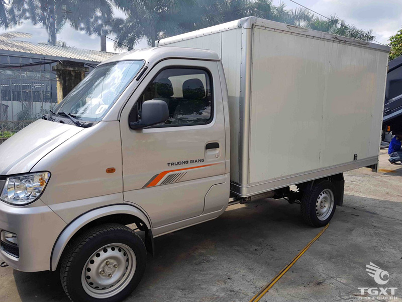 Xe Tải Nhẹ Trường Giang KY5 990Kg Thùng Kín