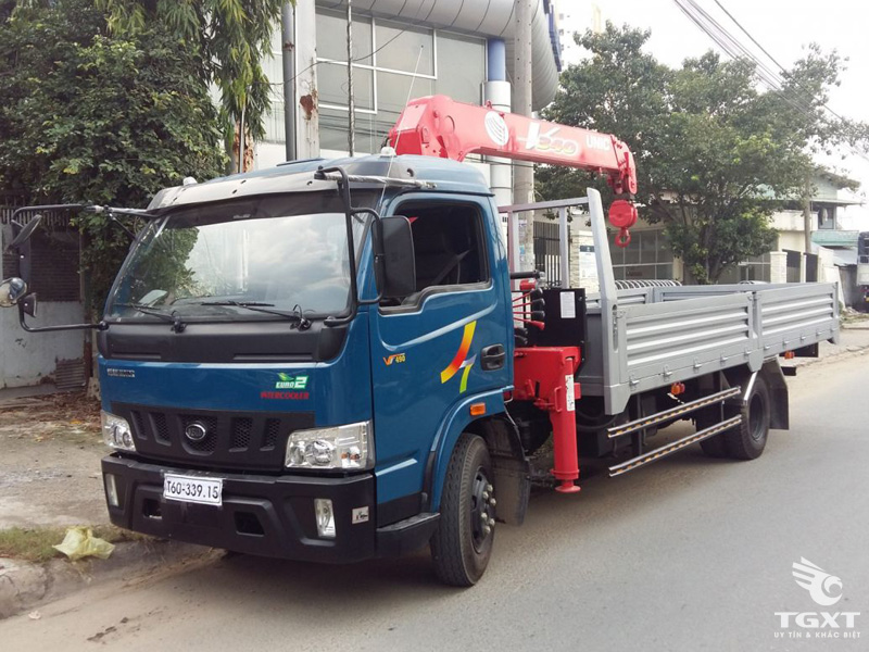 Xe Cẩu Veam VT650 5 Tấn Gắn Cẩu Unic URV344