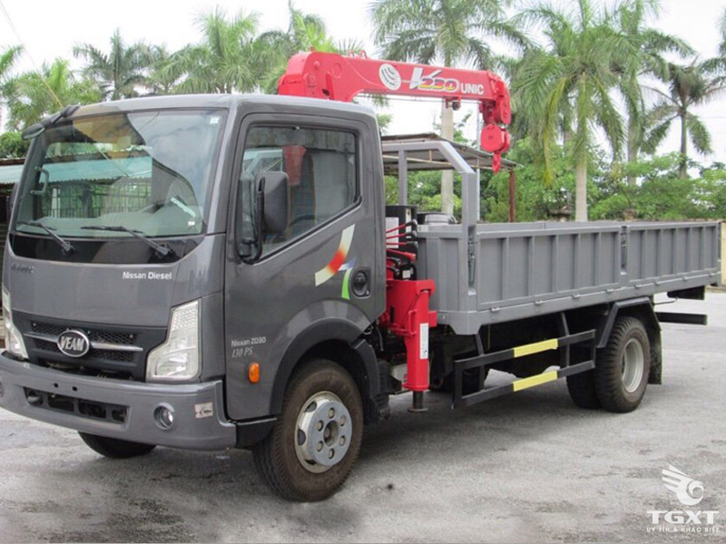 Xe Tải Veam VT651 5T5 Gắn Cẩu Unic URV233