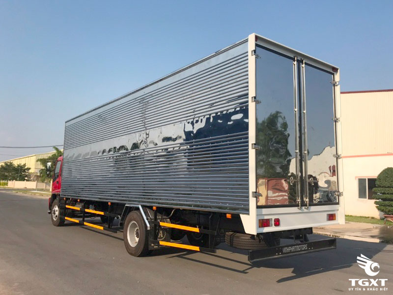 Xe Tải Isuzu Vĩnh Phát FTR160 6.5 Tấn Thùng Kín