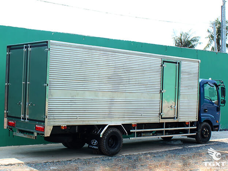 Xe Tải Veam VT255 1.9 Tấn Thùng Kín