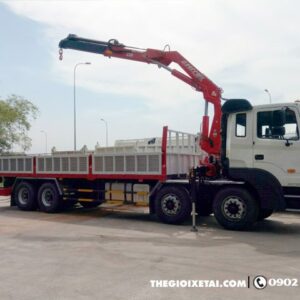 Alternative view of Xe Tải Hyundai HD320 4 Chân 15 Tấn Gắn Cẩu Ferrari 8 Tấn 4 Khúc