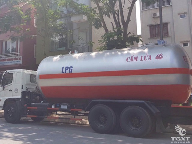 Xe Bồn Chở Hóa Chất Hino FL8JT7A 10 Khối