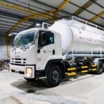 Xe Bồn Isuzu 3 Chân Chở Thức Ăn Gia Súc 26 Khối